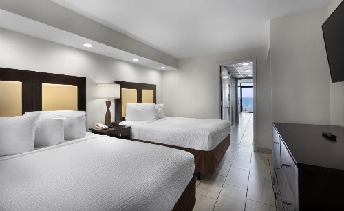 Captain's Quarters Resort - image 39