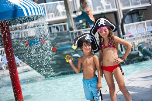 Captain's Quarters Resort - image 4