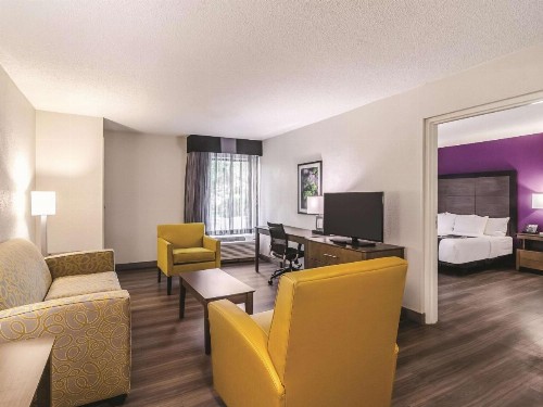 La Quinta by Wyndham Myrtle Beach - N. Kings Hwy - image 16
