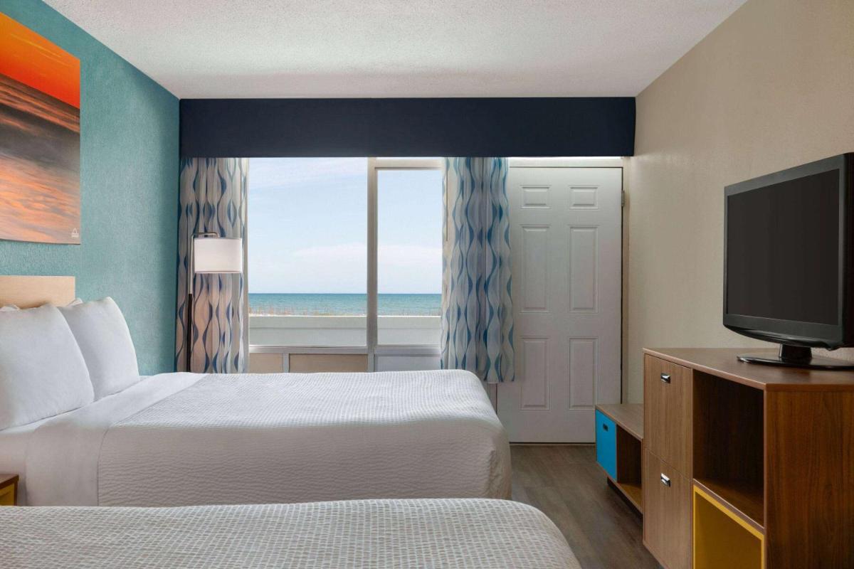 Days Inn by Wyndham Myrtle Beach-Beach Front - image 2