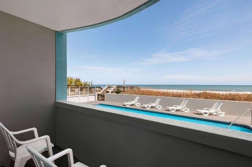 Days Inn by Wyndham Myrtle Beach-Beach Front - image 20