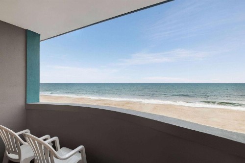 Days Inn by Wyndham Myrtle Beach-Beach Front - image 21