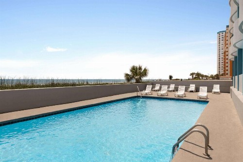 Days Inn by Wyndham Myrtle Beach-Beach Front - image 22