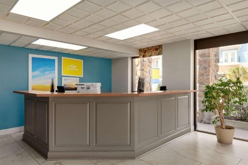 Days Inn by Wyndham Myrtle Beach-Beach Front - image 25