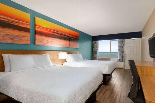 Days Inn by Wyndham Myrtle Beach-Beach Front - image 8