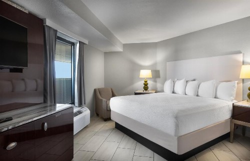 Hotel Blue - image 35