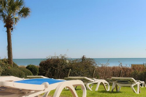 Schooner II Beach and Racquet Club - image 31