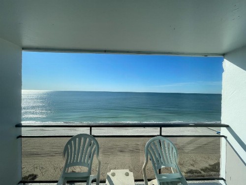 Polynesian Oceanfront Motel - image 10