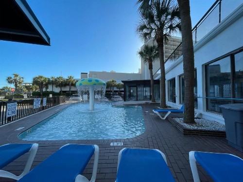 Polynesian Oceanfront Motel - image 16
