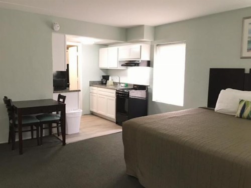 Ocean Plaza Motel - image 20