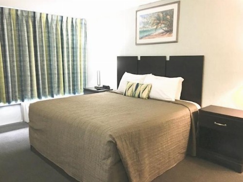 Ocean Plaza Motel - image 25