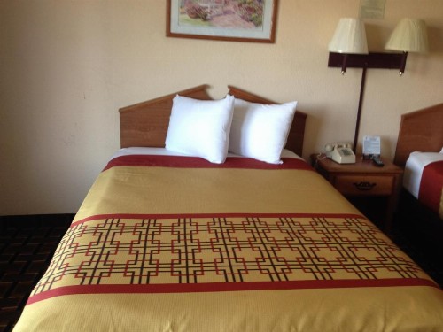 Happy Holiday Motel - image 12