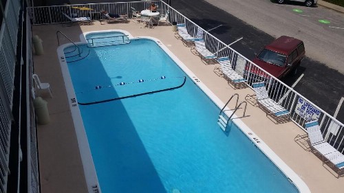 Vancouver Motel - image 35