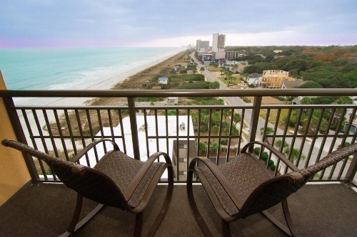 Island Vista Resort - image 2