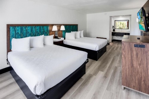 Blu Atlantic Hotel & Suites - image 23