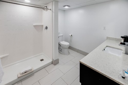 Blu Atlantic Hotel & Suites - image 28