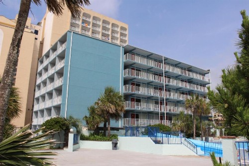 Blu Atlantic Hotel & Suites - image 4
