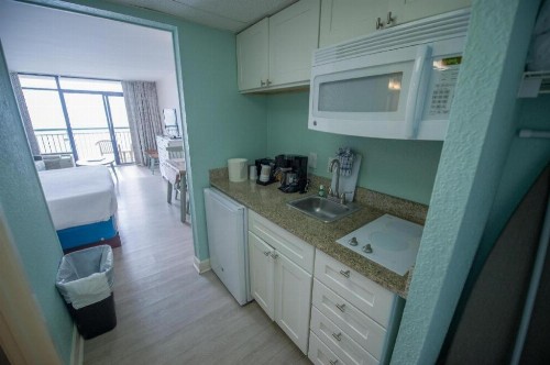 Sand Castle Resort by Patton Hospitality - image 23