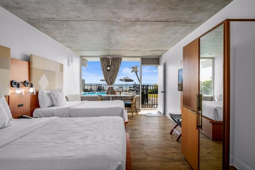 The Beverley Beach House - image 32