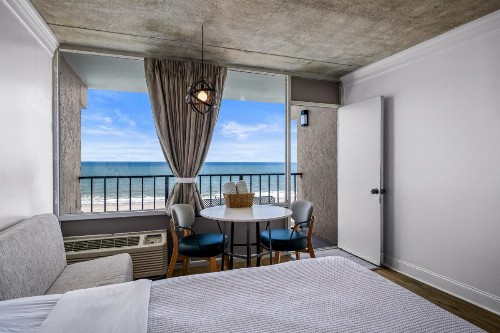 The Beverley Beach House - image 34