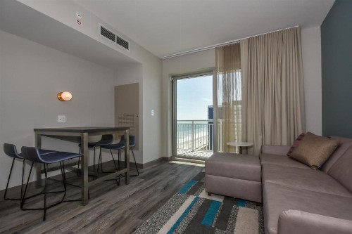 Residence Inn by Marriott Myrtle Beach Oceanfront - image 4