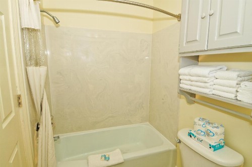 Holiday Sands South - image 12
