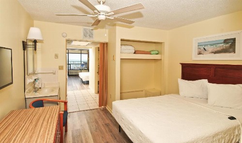 Holiday Sands South - image 40