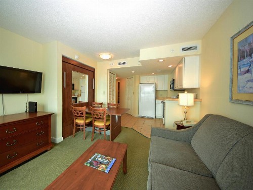 Holiday Sands at South Beach - image 16