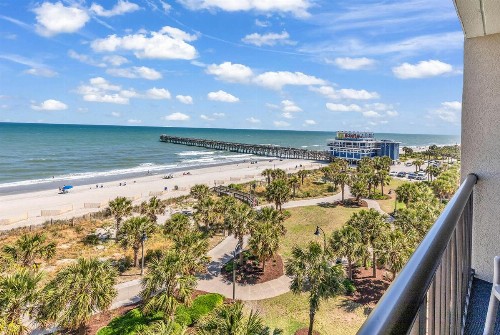 Windsurfer Hotel - image 20