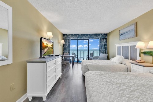 Windsurfer Hotel - image 39