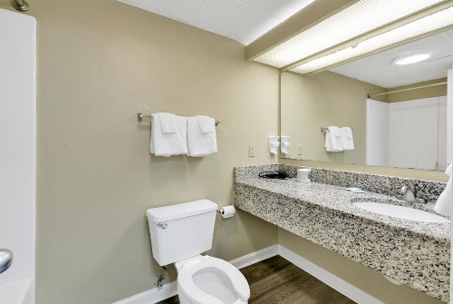 Windsurfer Hotel - image 41