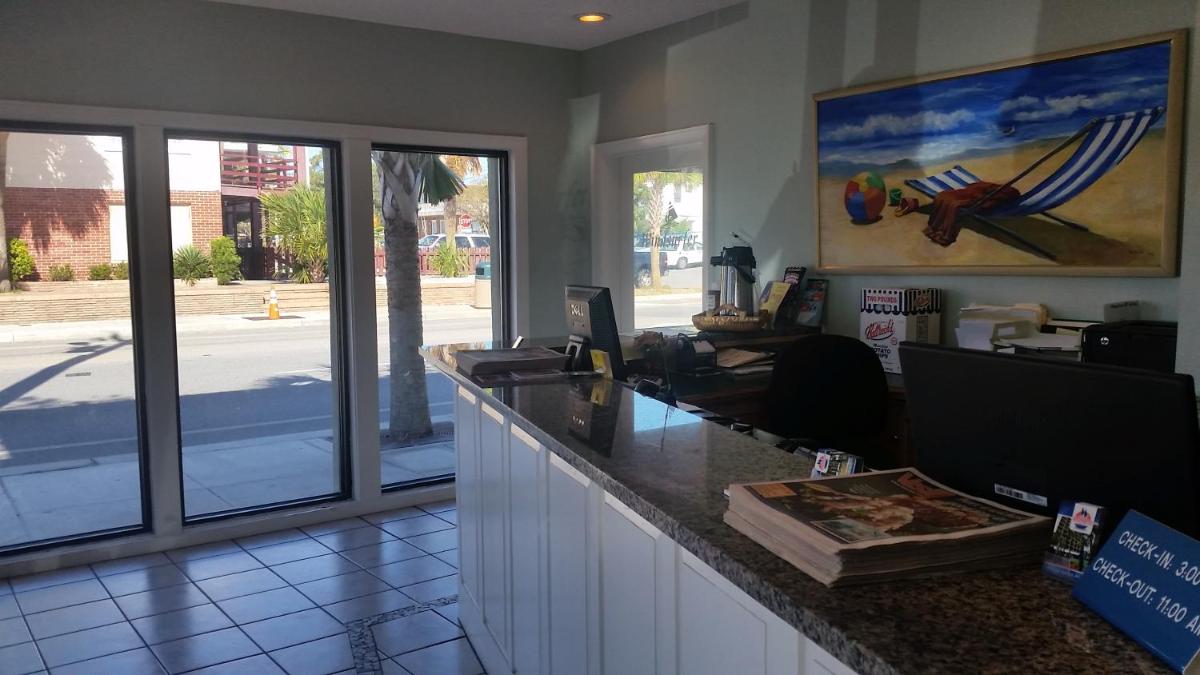 Windsurfer Hotel - image 6