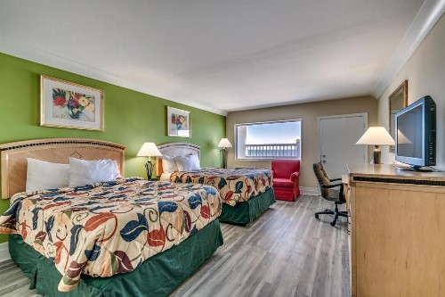 Beachcomber Inn & Suites - image 6