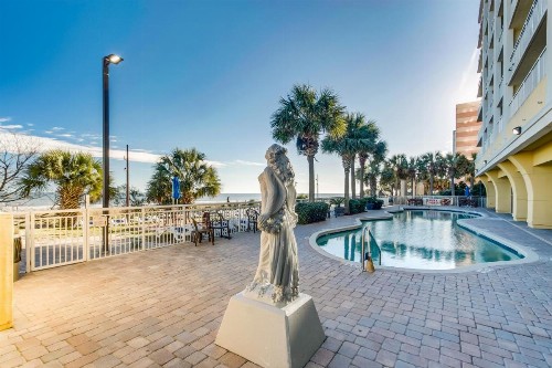 Oceanfront Condo Camelot By the Sea - image 3