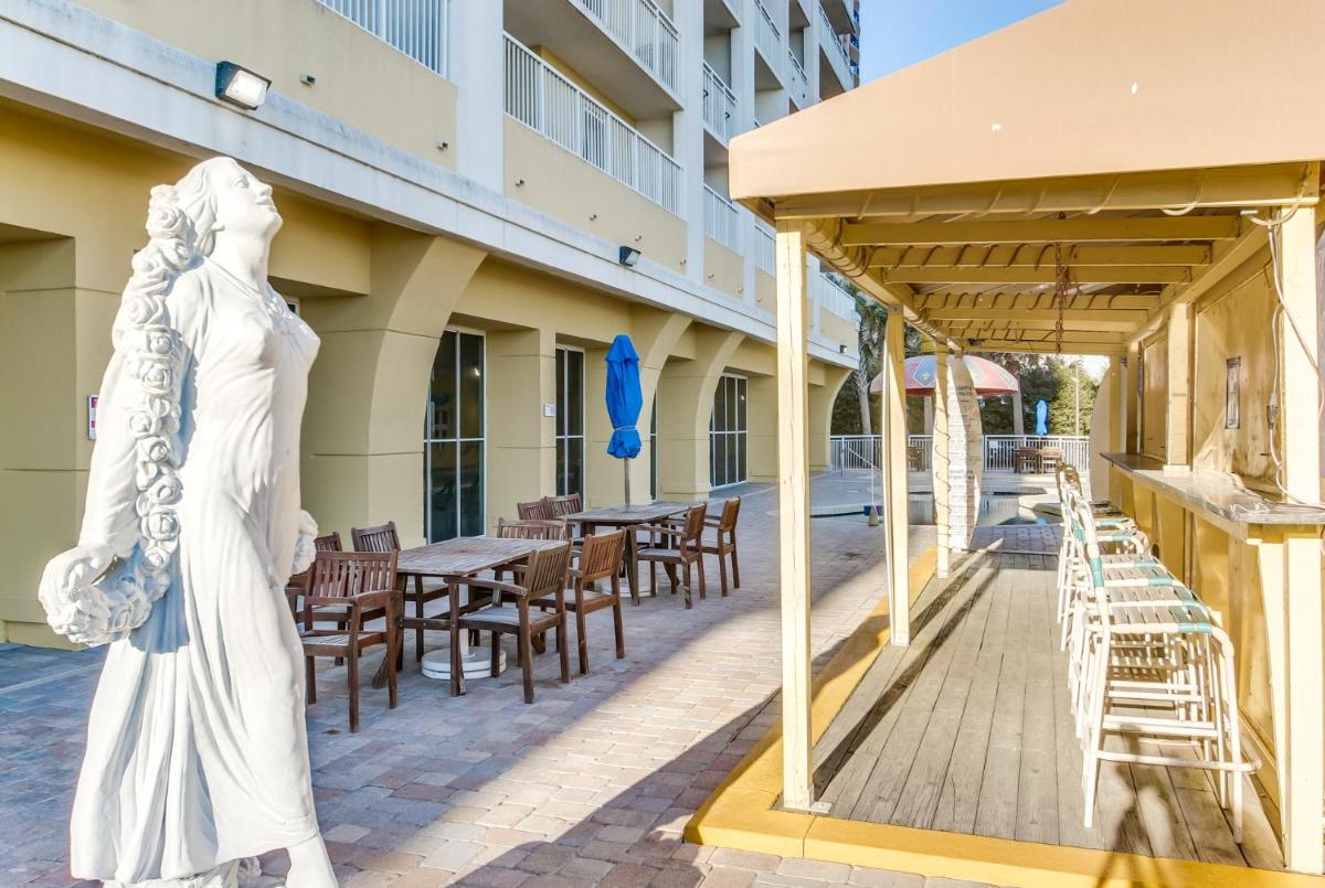 Oceanfront Condo Camelot By the Sea - image 4