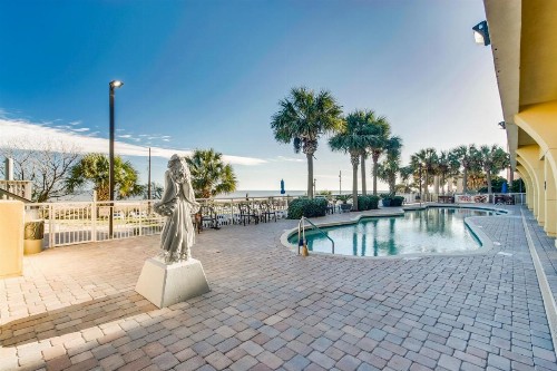 Oceanfront Condo Camelot By the Sea - image 5