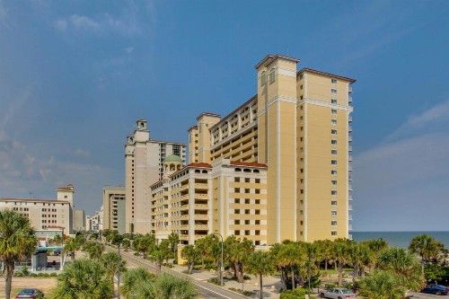 Oceanfront Condo Camelot By the Sea - image 7