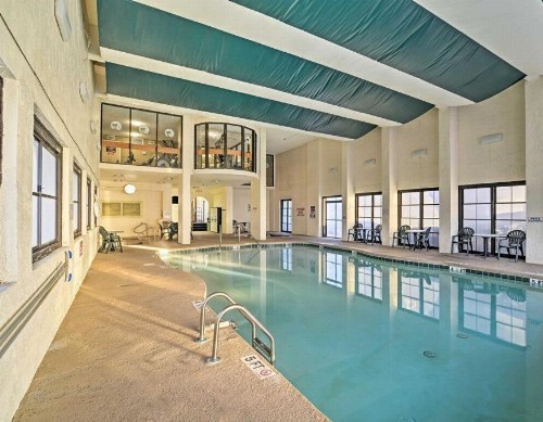 Suites at the Beach - image 19