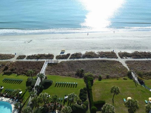 Suites at the Beach - image 37