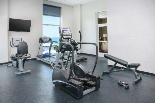 South Bay Inn & Suites - image 16