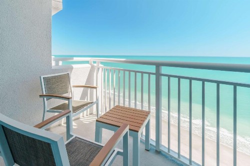 South Bay Inn & Suites - image 25