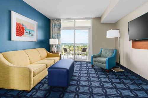 South Bay Inn & Suites - image 28
