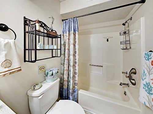 Heron Pointe 2BR Condo #A7 - image 9