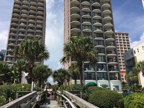 Palms Resort - image 7