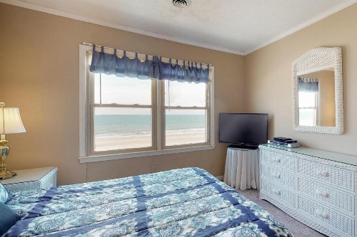Best Beach Spot - image 11