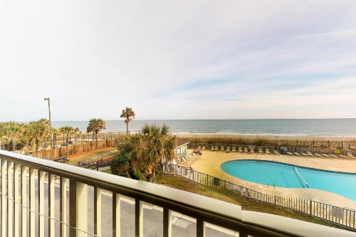 Beach Breezes & Carolina Sunshine - image 4