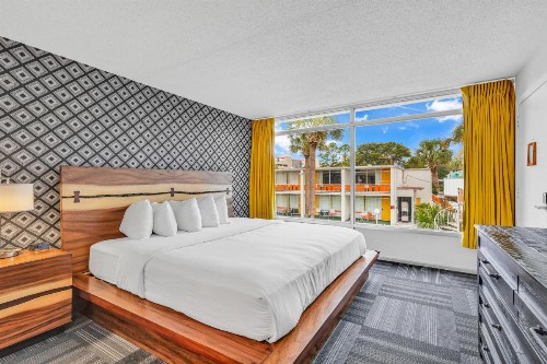 Holiday Shores Ascend Hotel Collection - image 24
