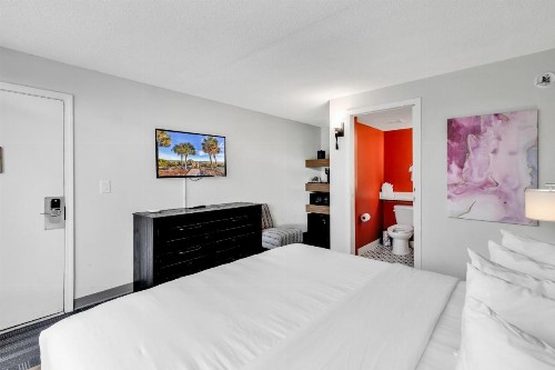 Holiday Shores Ascend Hotel Collection - image 25