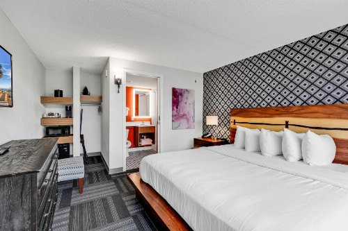 Holiday Shores Ascend Hotel Collection - image 26