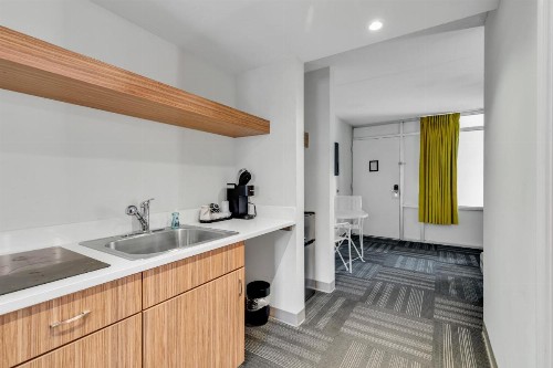 Holiday Shores Ascend Hotel Collection - image 33